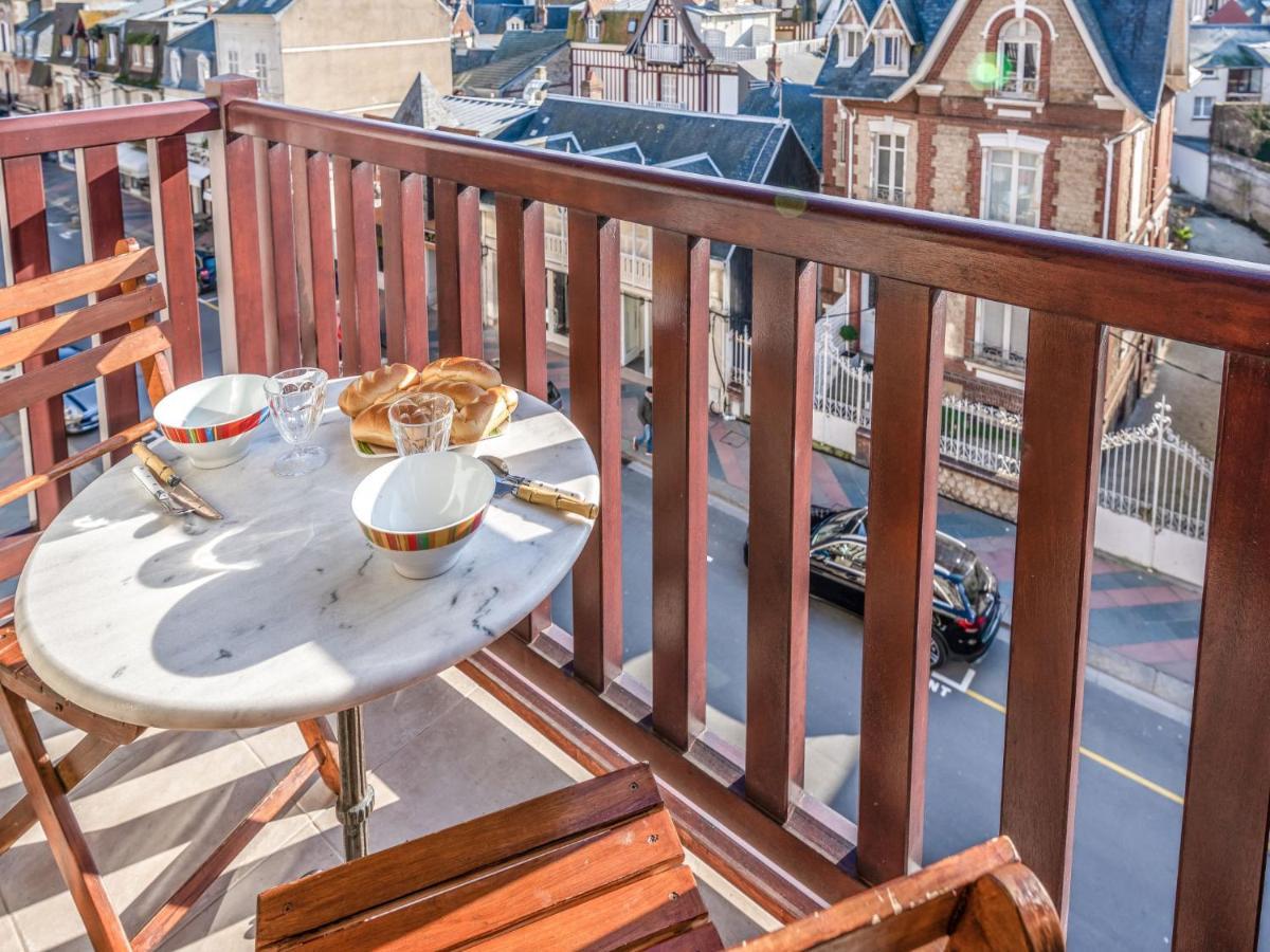 Le Hoc By Interhome *